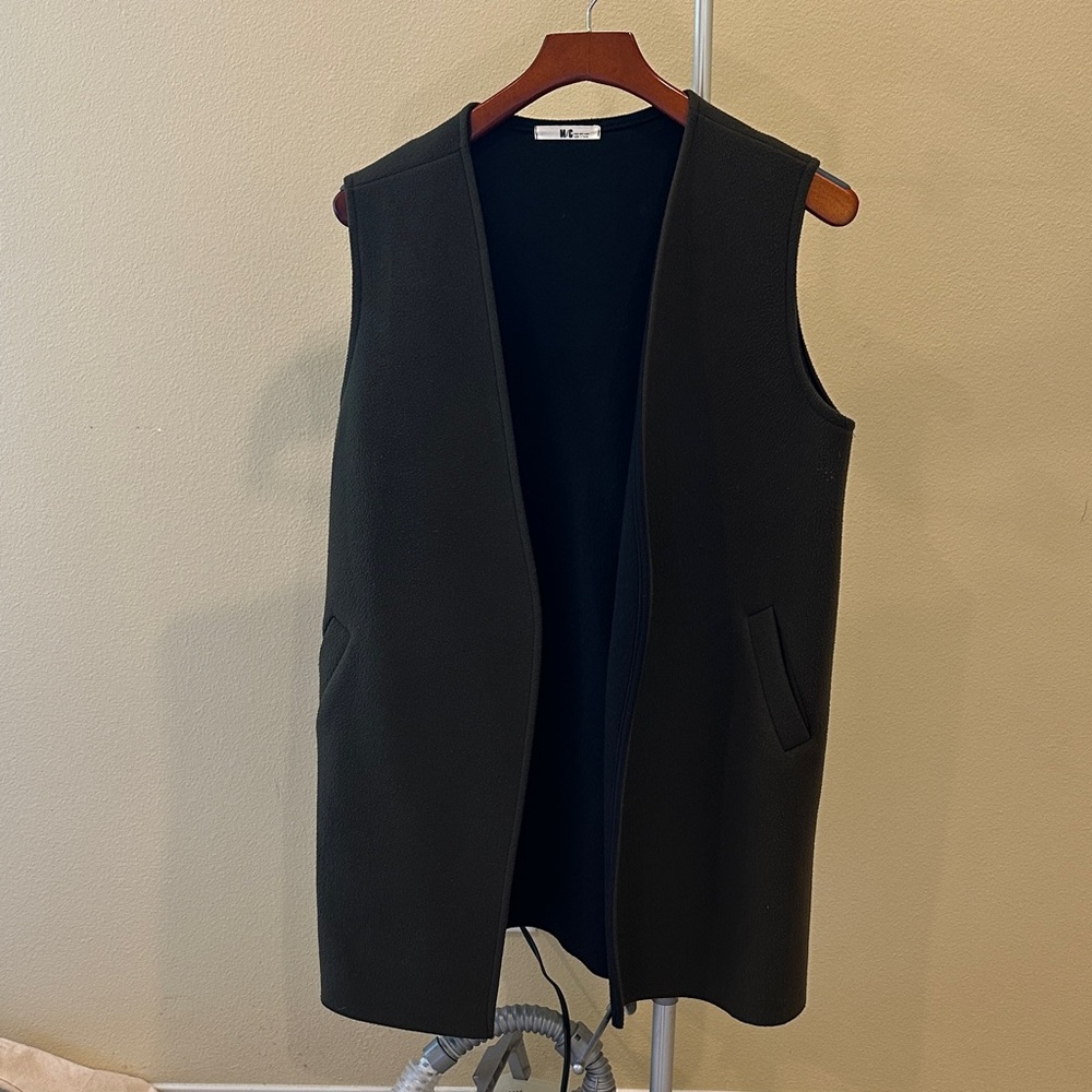Chic HUNTER GREEN Sleeveless Vest